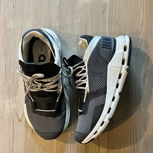 On - cloudnova sneakers